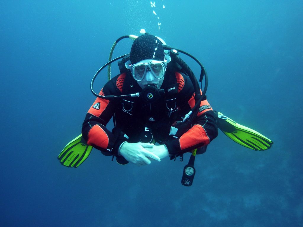 divers 668777 1920