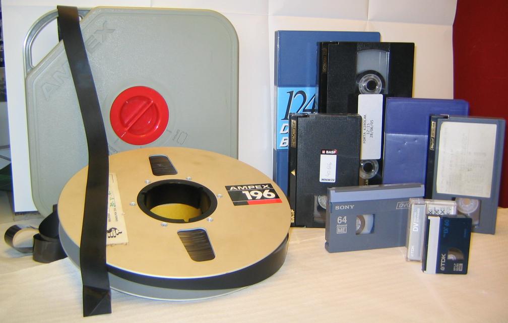 Die Evolution der Video-Formate Verschiedene Videoband-Formate