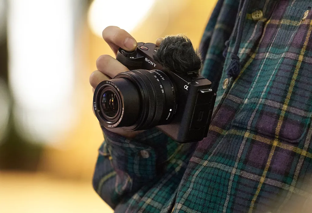 Die vier besteN KameraS für Hobby-Filmer Sony ZV-E1